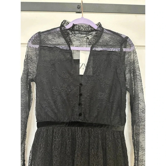 NWT Zara Black Lace Mini Dress Long Sleeve Size S - Picture 2 of 2